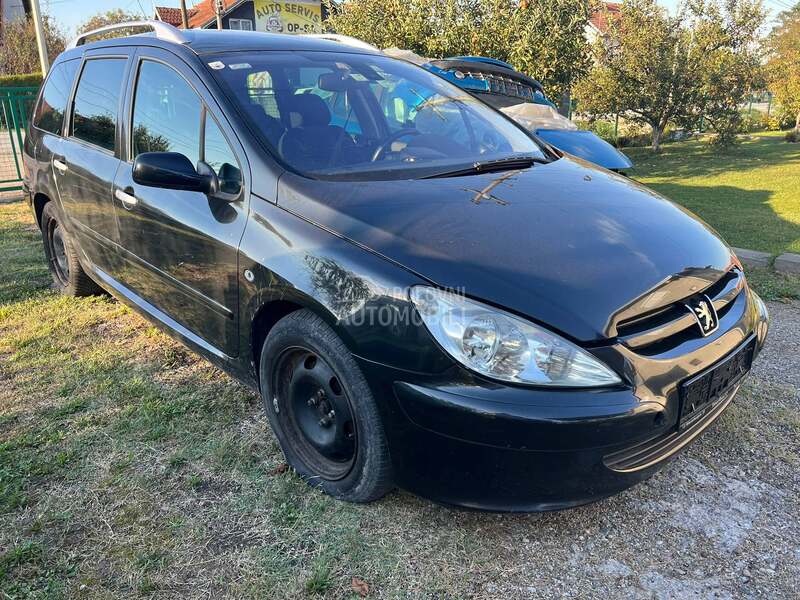 Peugeot 307 136ks 2004. god. -  kompletan auto u delovima