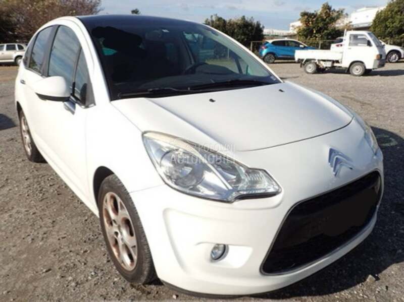 Citroen C3 -  kompletan auto u delovima