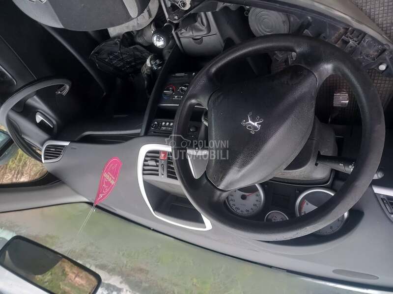 Instrument tabla za Peugeot 207 od 2006. do 2015. god.