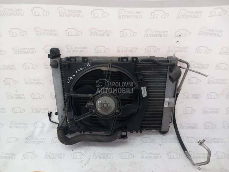 Hladnjak sa ventilatorom za Renault Clio