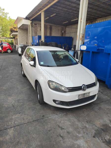 branik za Volkswagen Golf 6 od 2008. do 2012. god.