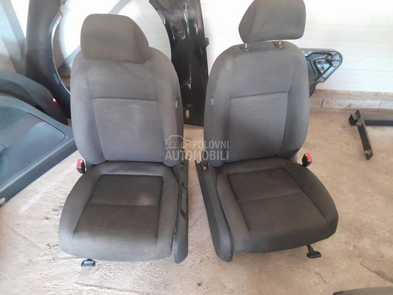 sedista za Volkswagen Golf 5