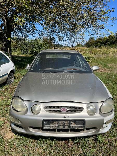 Kia Sephia 1,8 2001. god. -  kompletan auto u delovima