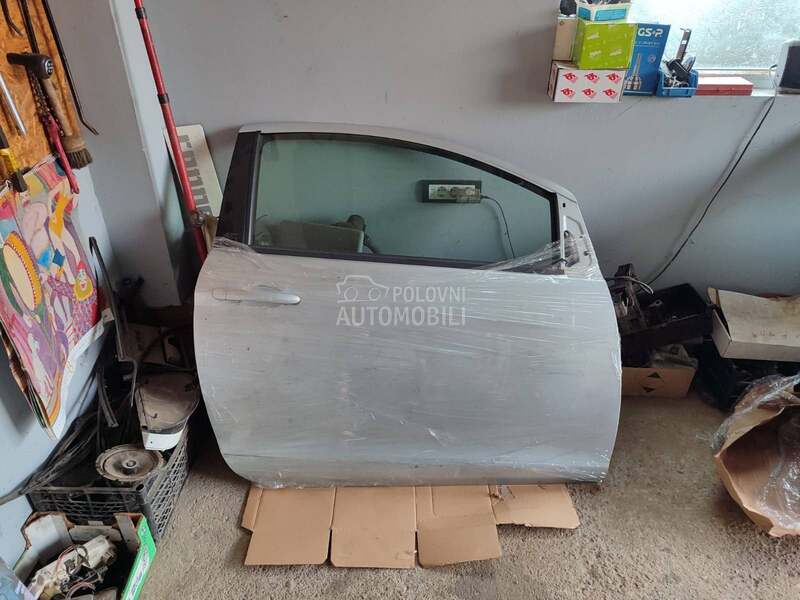 brava kvaka za Ford Ka od 2009. do 2014. god.