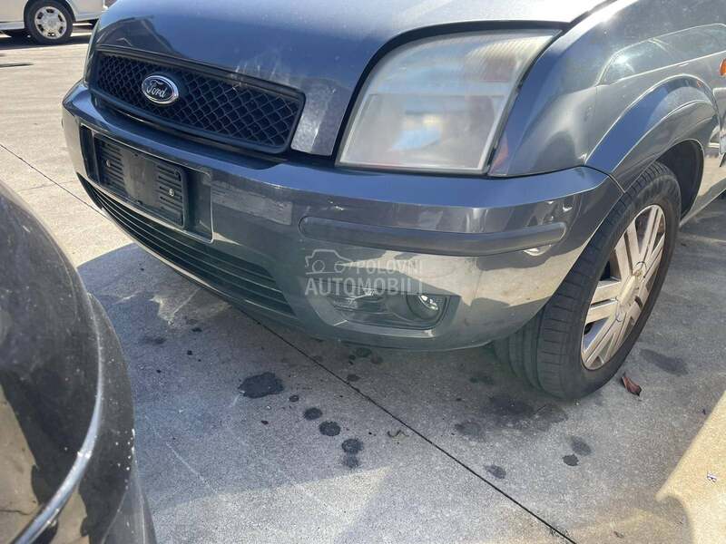maska za Ford Fusion od 2004. do 2010. god.