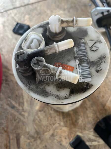 Pumpa za gorivo za Mitsubishi Carisma od 2000. do 2006. god.