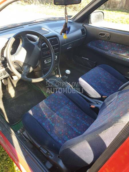 Sedišta za Suzuki Swift od 1992. do 2003. god.