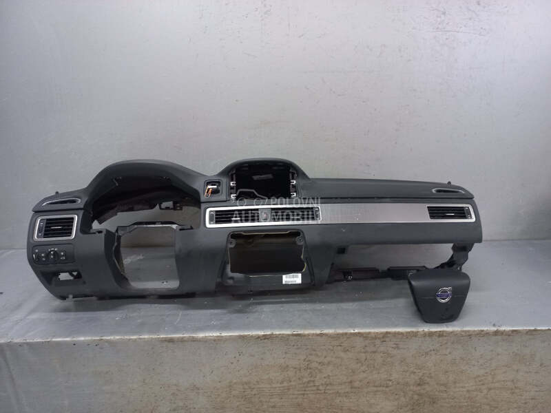INSTRUMENT TABLA za Volvo XC70
