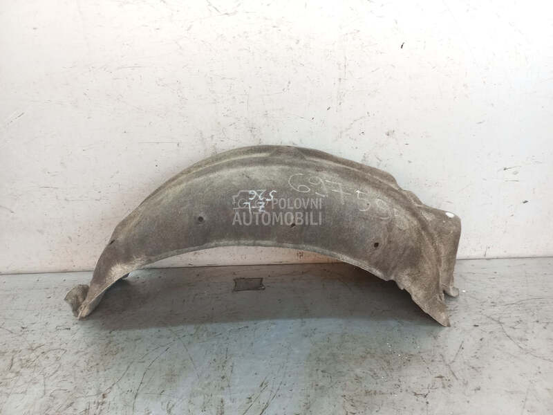 UNUTRASNJI BLATOBRAN za Toyota Avensis