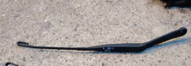 drzac metlice brisaca desni za Alfa Romeo 156 od 2003. do 2006. god.