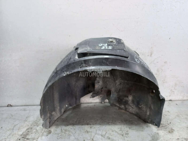 UNUTRASNJI BLATOBRAN za Audi A4 - 8K0821172L