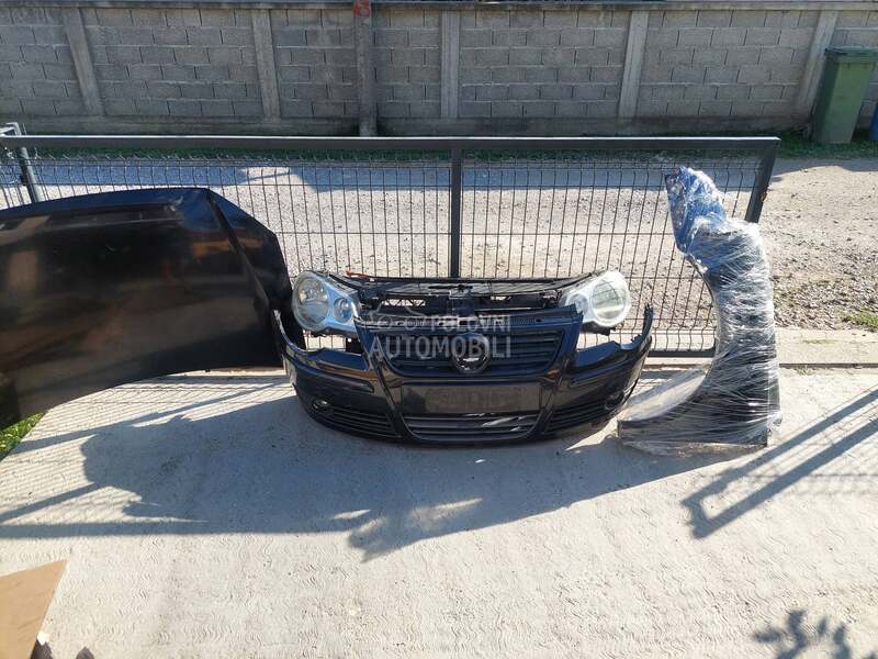 Branik hauba krilo prsa farovi za Volkswagen Polo od 2004. do 2008. god.