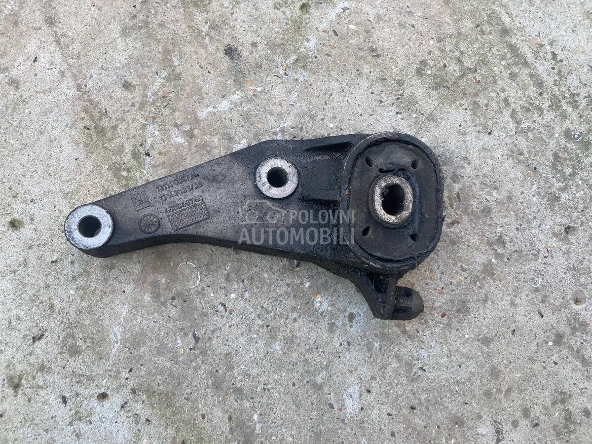 nosac menjaca za Opel Meriva
