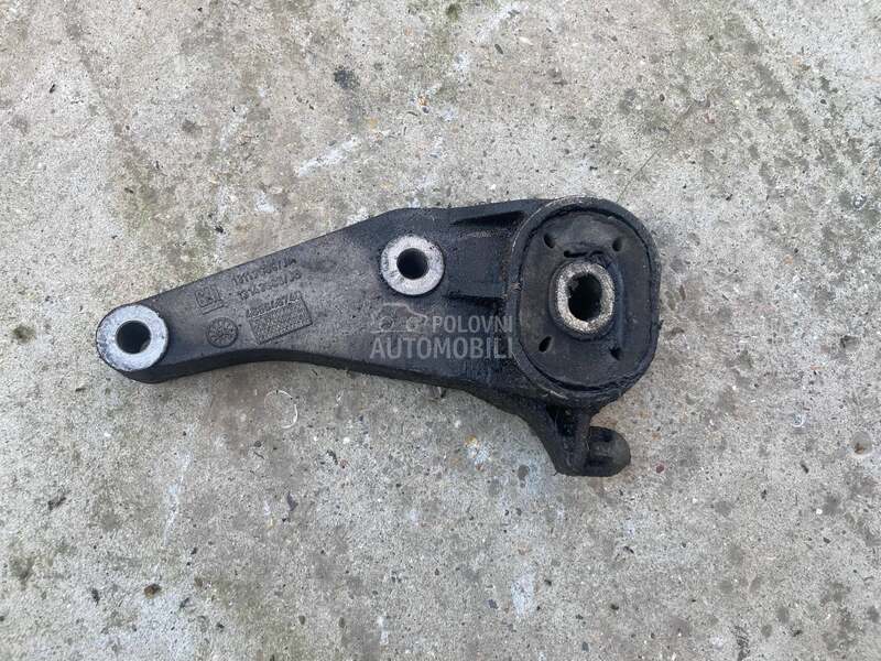 nosac menjaca za Opel Meriva
