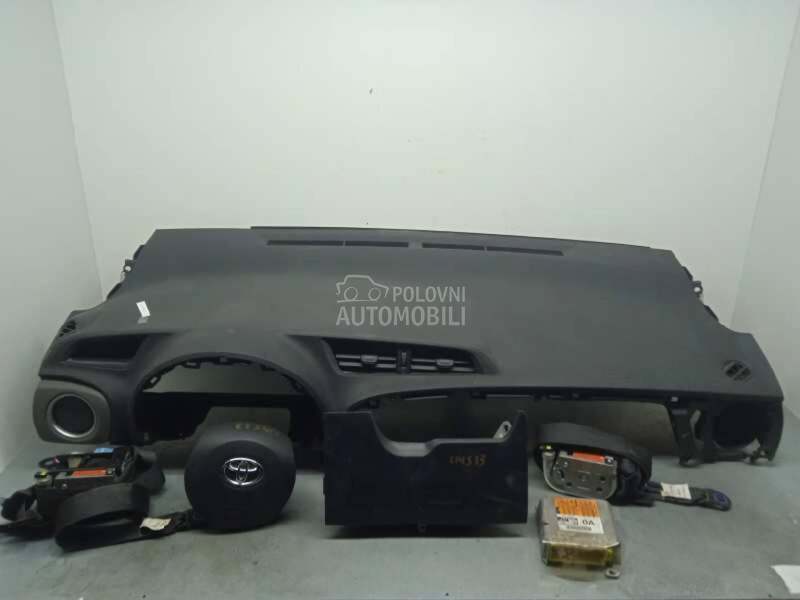 Instrument tabla i begovi za Toyota Yaris od 2013. do 2023. god.