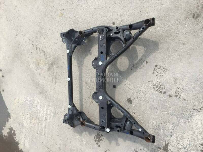 Most (Kolevka) za F20-F30 za BMW 125, 116, 118 ...