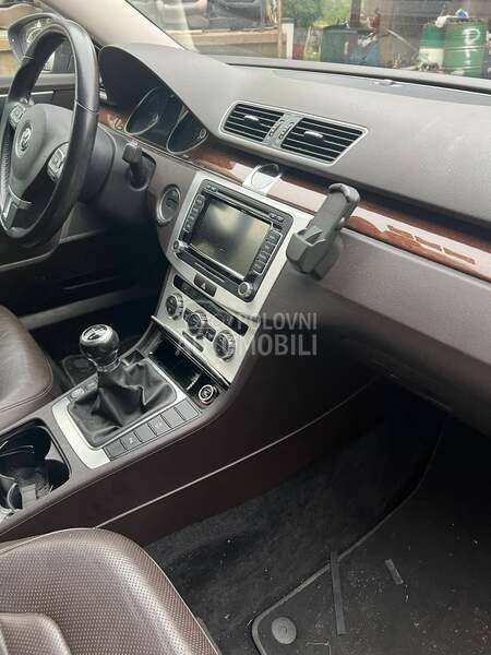 Mahagoni lajsne B7 za Volkswagen Passat B7