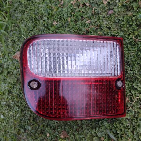 Stop lampa za Land Rover Freelander od 2004. do 2006. god.