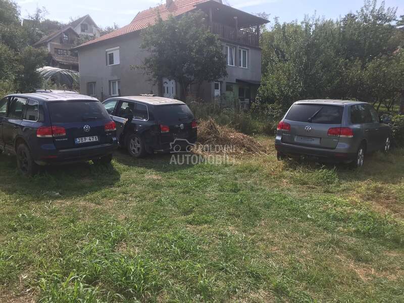 Volkswagen Touareg 2.5 -  kompletan auto u delovima