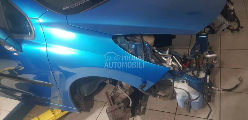 desno krilo za Peugeot 207 od 2006. do 2012. god.