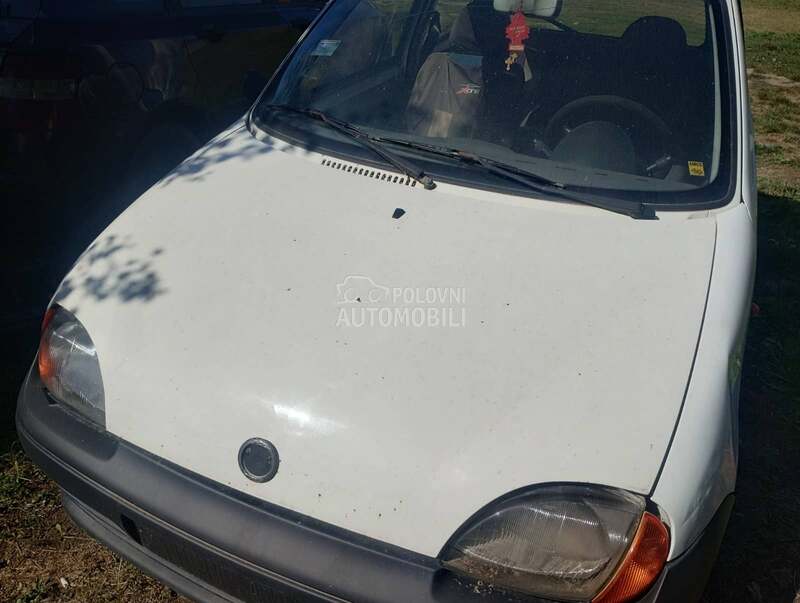 Fiat Seicento -  kompletan auto u delovima