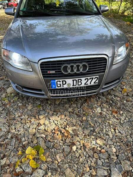Farovi ksenoni za Audi A4 od 2004. do 2007. god.