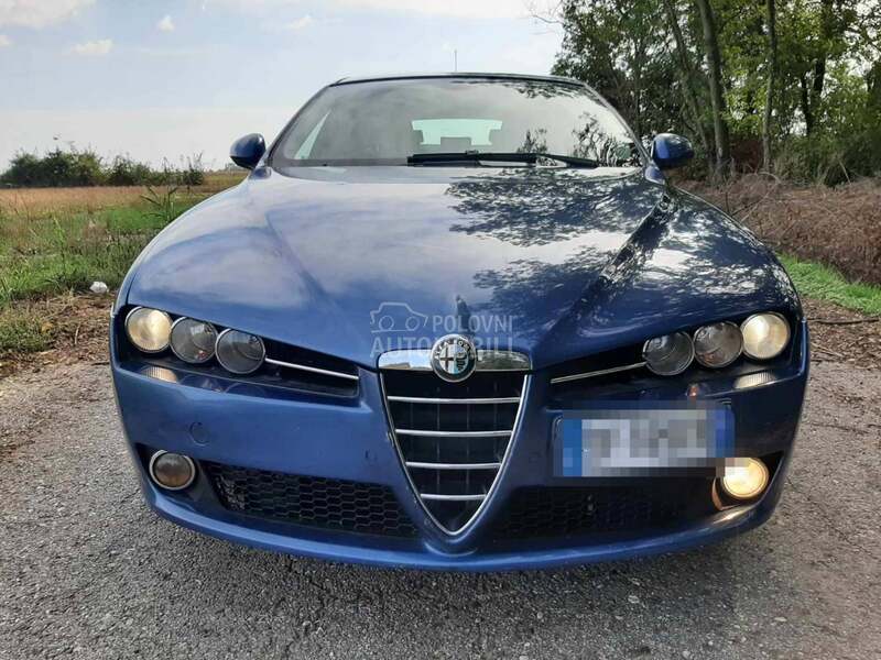 Branik kod boje 275A za Alfa Romeo 159