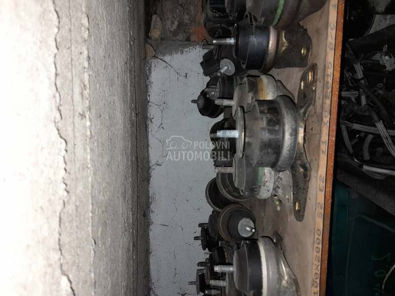 nosac motora za Citroen C2, C3, C4 ... od 2000. do 2008. god.