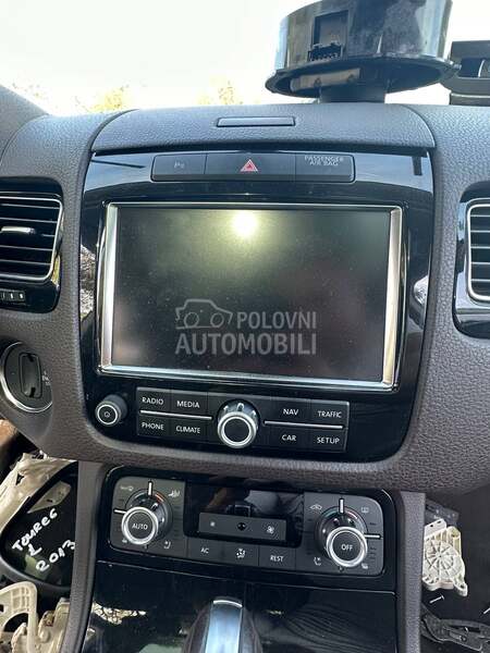 Multimedija navigacija za Volkswagen Touareg