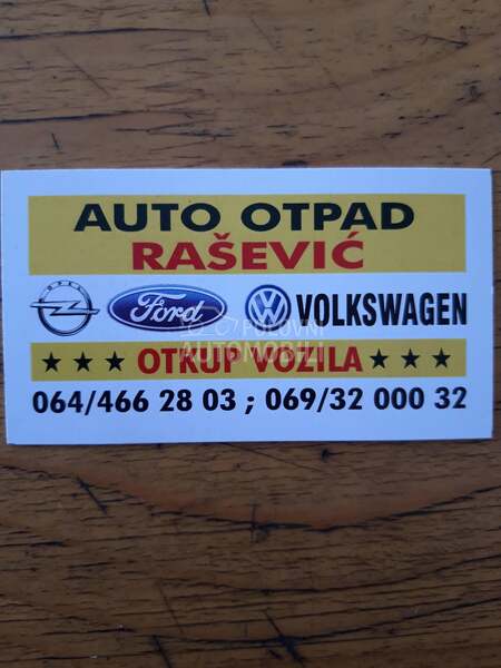 Volkswagen Golf 5 -  kompletan auto u delovima