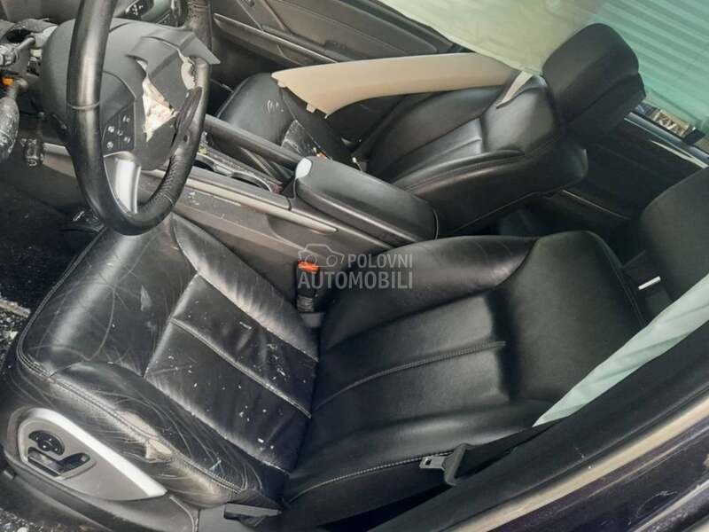 Centralna konzola za Mercedes Benz GL 450 od 2009. do 2012. god.