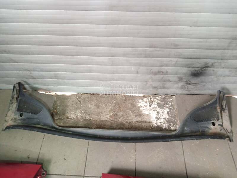 plastika ispod brisaca za Peugeot 307 od 2004. do 2008. god.