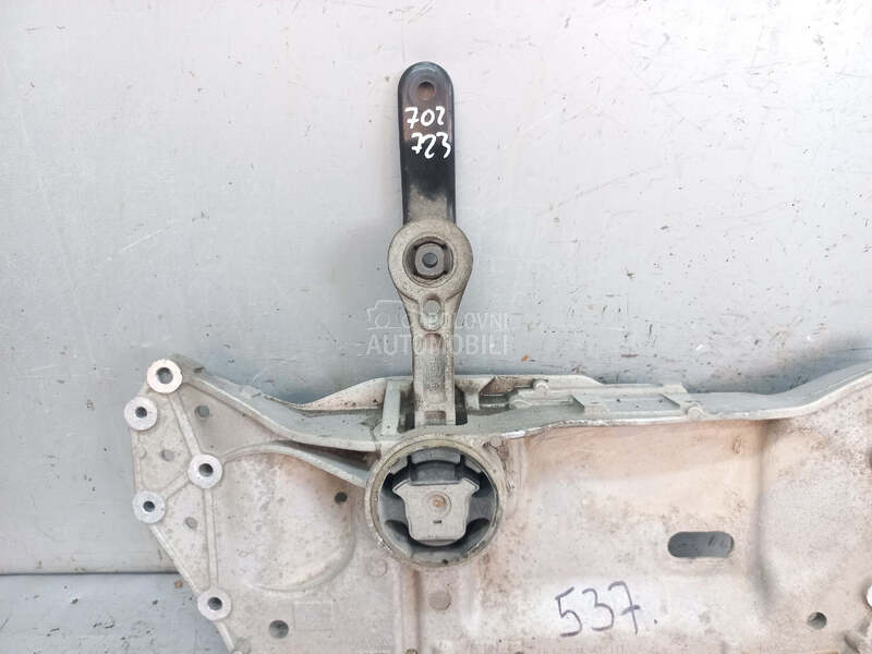 NOSAC MOTORA za Škoda Octavia
