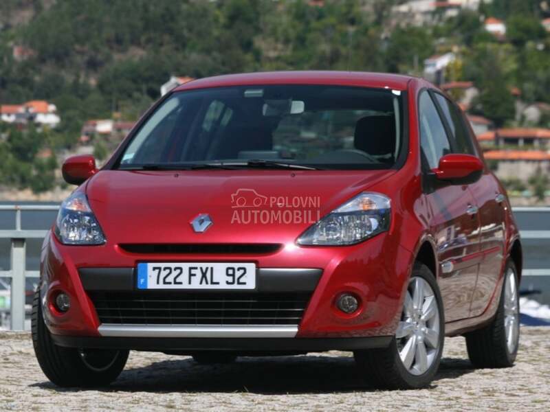 Delovi za Renault Clio III