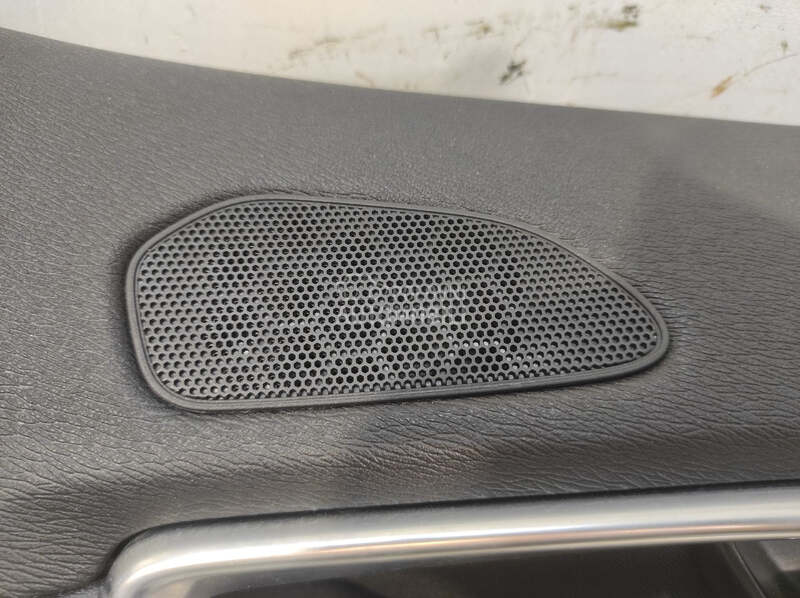 ZVUCNIK za Volvo V40
