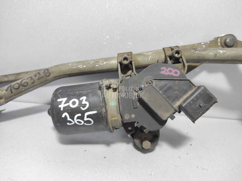 MOTORIC PREDNJEG BRISACA za Citroen C2