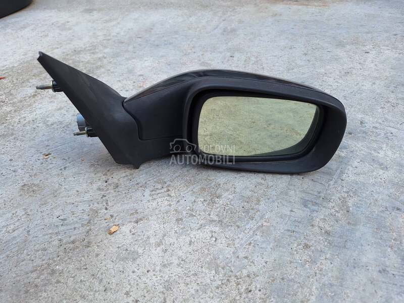 desni retrovizor laguna 2 za Renault Laguna