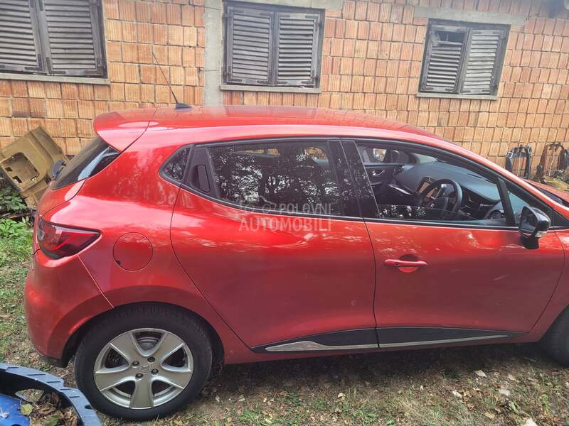 reno clio 4 desna vrata za Renault Clio od 2012. do 2019. god.
