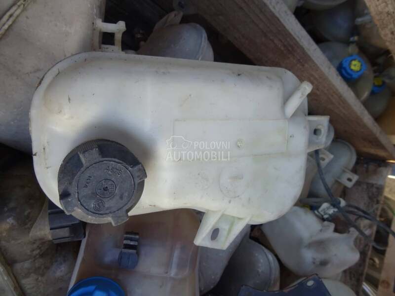 Boca za antifriz prelivna za Fiat Seicento