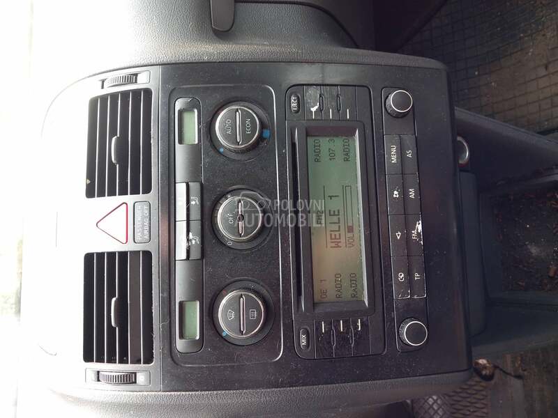 fabricki cd player za Volkswagen Touran