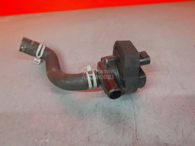 Vodena pumpa za Mercedes Benz GL 450 od 2009. do 2012. god.