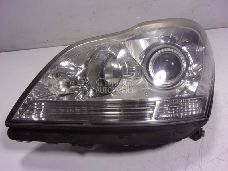 Far levi za Mercedes Benz GL 450 od 2009. do 2012. god.
