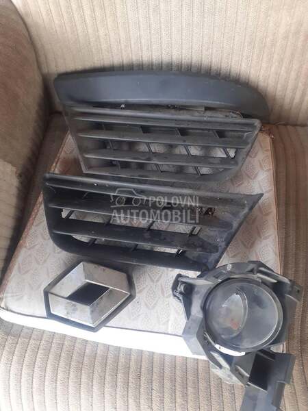 maglenka za Renault Modus od 2004. do 2007. god.