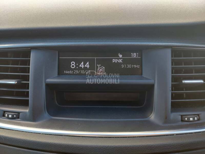 displej za Peugeot 508