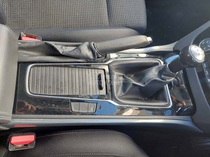 rucica menjaca za Peugeot 508