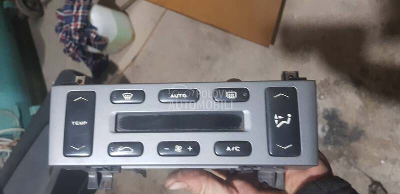 komande digitalne klime za Peugeot 406 od 2000. do 2004. god.