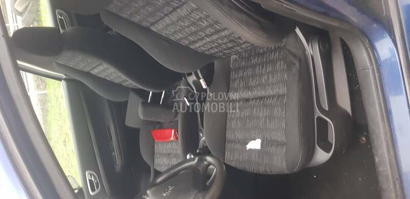 sedista za Peugeot 207, 307 od 2001. do 2009. god.