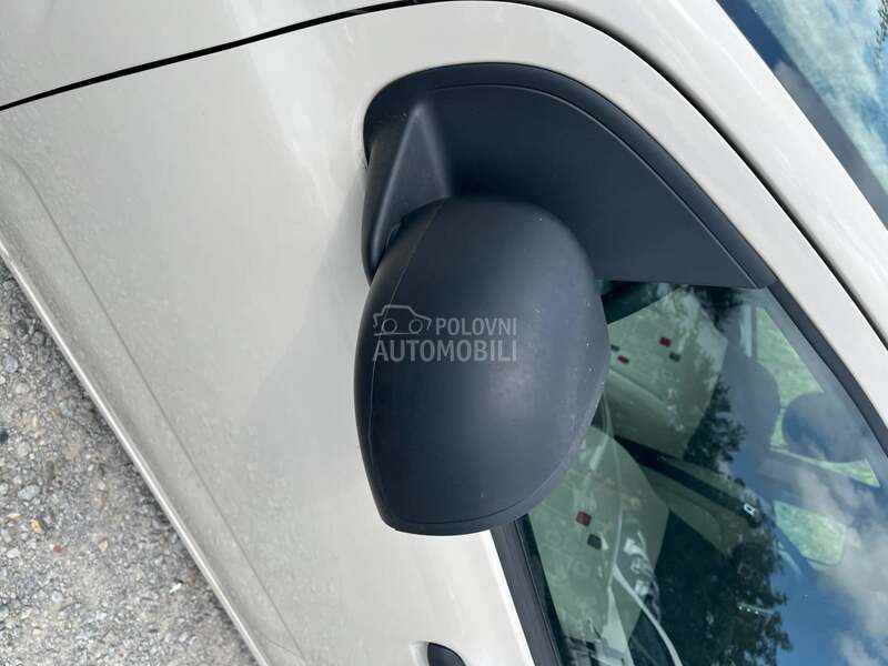 levi retrovizor za Fiat Panda od 2011. do 2022. god.