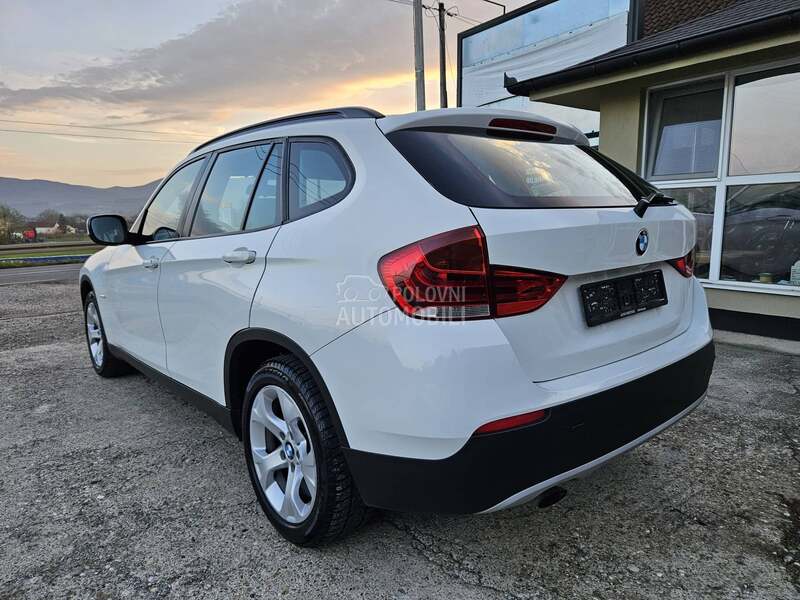 BMW X1 2011 photo 4
