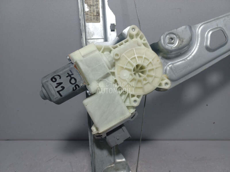 MOTORIC PODIZACA STAKLA za Peugeot 3008